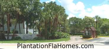 Vineyards of Plantation Florida - entrance